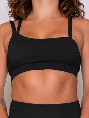 Vekker LA Criss Cross Top - Black - Small